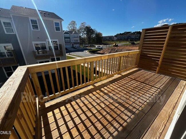 Building Photo - 2819 Carbondale Ct