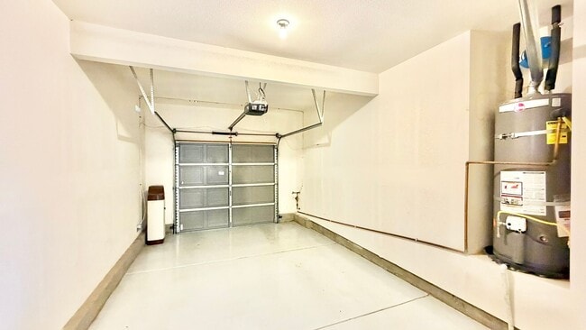 Building Photo - Beautifully Maintained & Spacious Two-Story Home in the Privately-gated Belleza Community of San ...