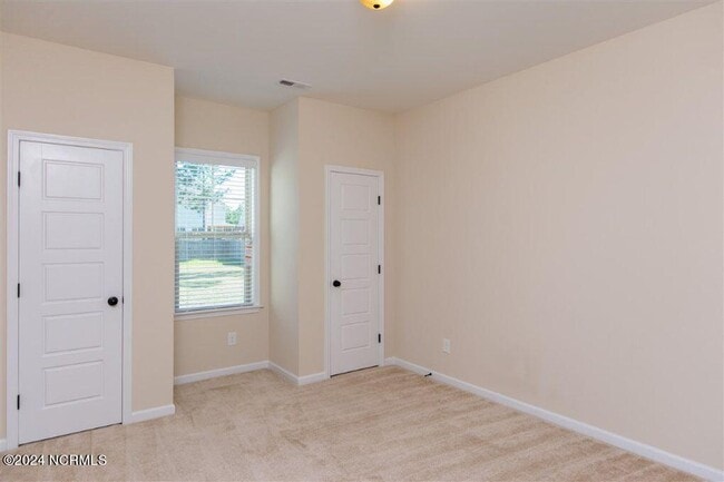 Building Photo - 142 Pamlico Drive