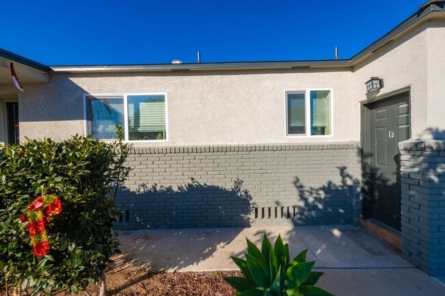 Building Photo - Ready for showing on 6-25-25    3BR/1BA - ...