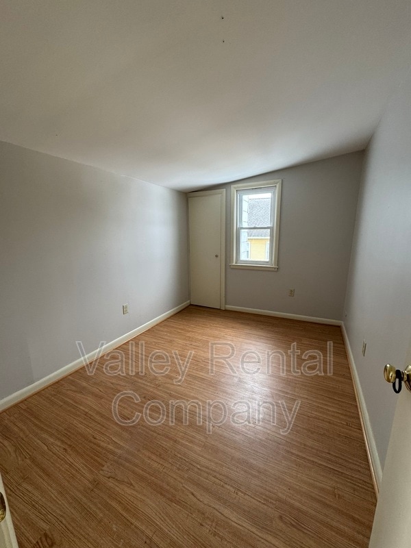 Building Photo - 64 Lyman St