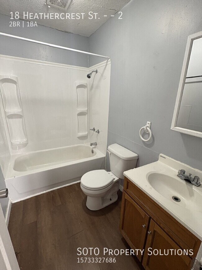 Building Photo - 18 Heathercrest St