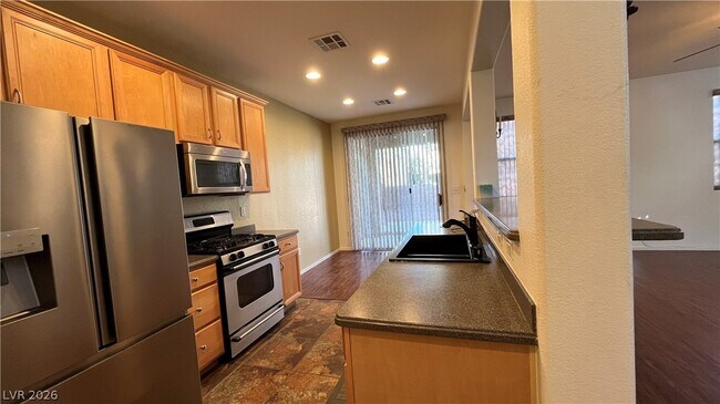 Building Photo - 6280 W Levi Ave