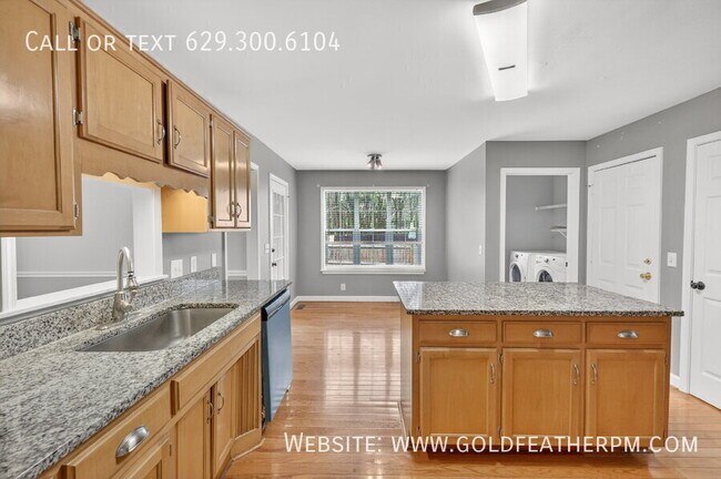 Building Photo - 3940 Waterford Way