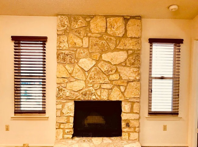 Building Photo - 9307 Marsh Dr