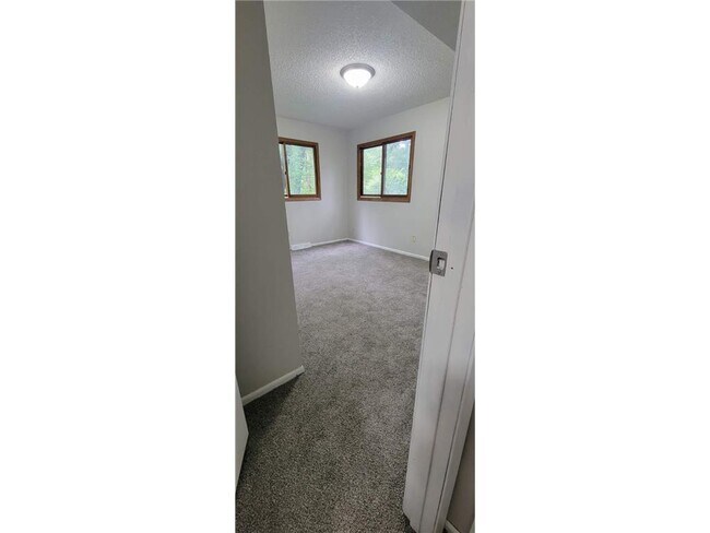 Building Photo - 4304 W 28th St