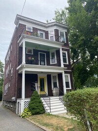 Building Photo - 250 Poplar St