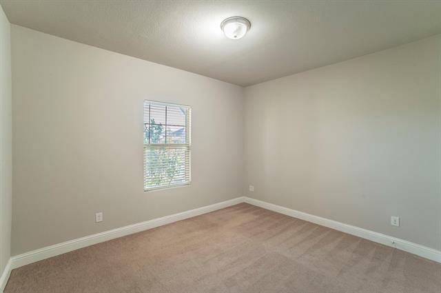 Building Photo - 3317 Evening View