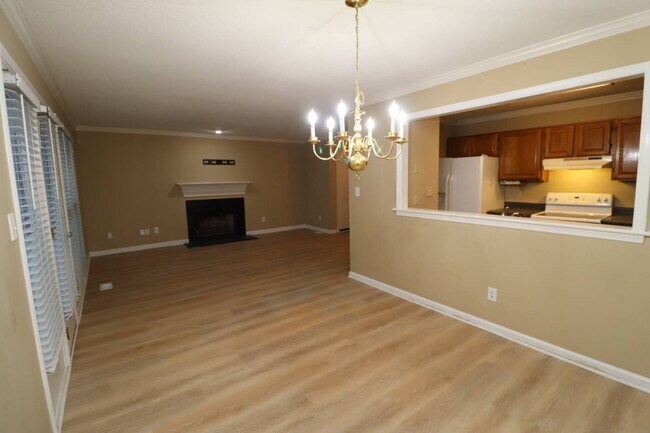 Building Photo - Best Value in Apex! Charming 3BR Half-Duplex Near Downtown