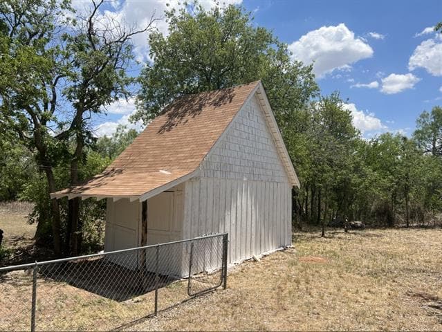 Building Photo - 361 College Dr