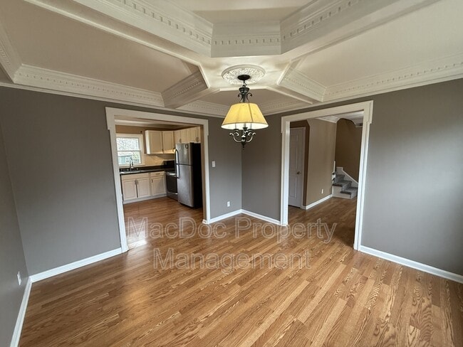 Building Photo - 12009 Stansbury Dr