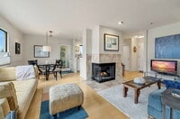 Building Photo - Move in and enjoy this amazingly located P...