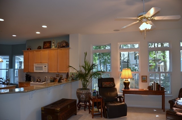 Building Photo - 2003 Izard Ct