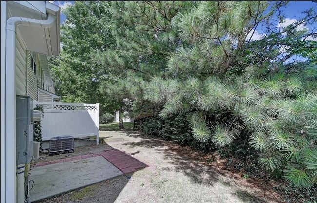 Building Photo - 13719 Singleleaf Lane