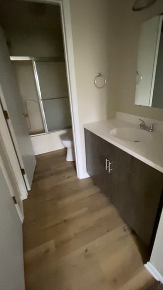 Building Photo - 1062 Mace Rd