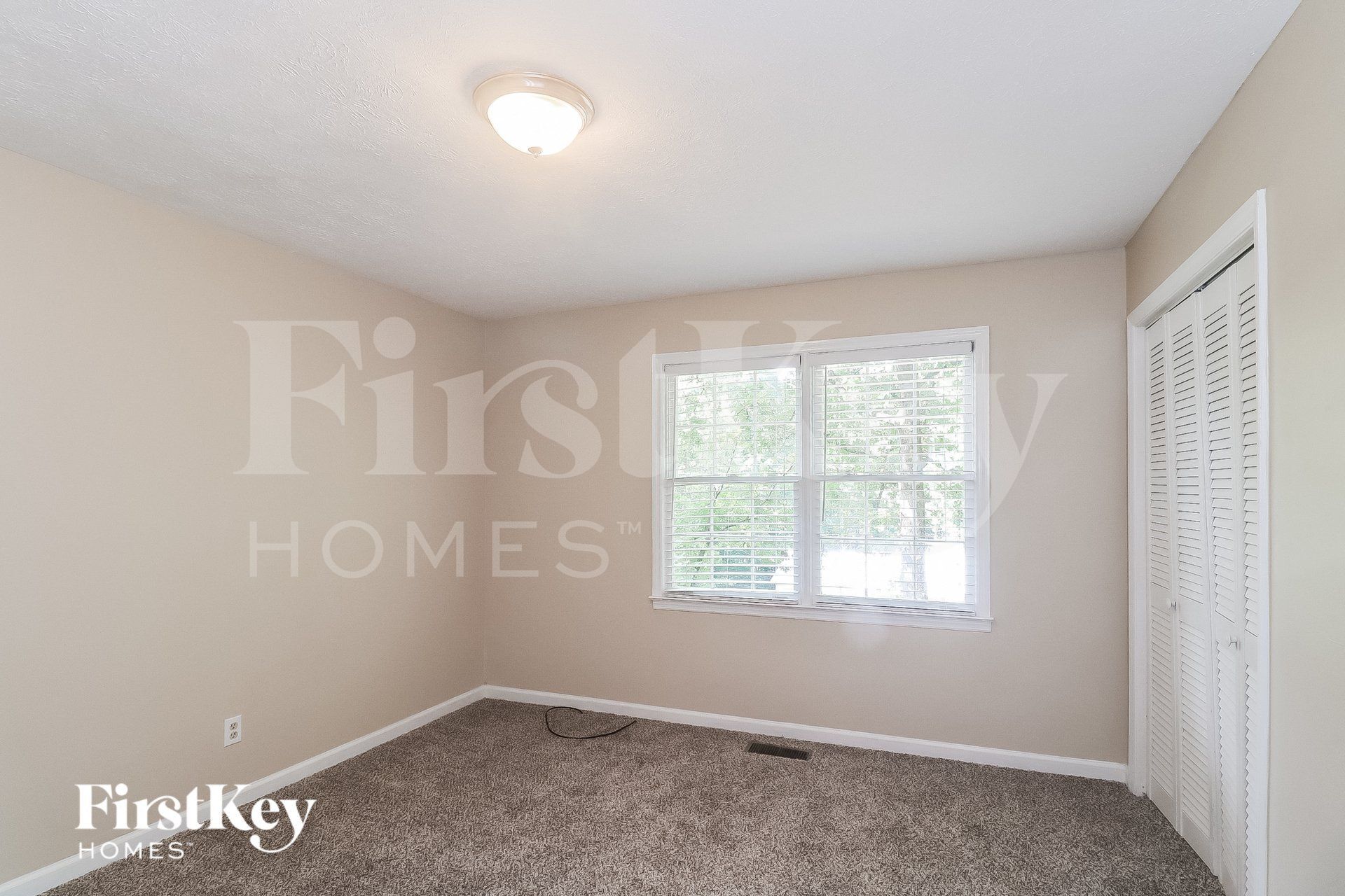 Building Photo - 3082 Lake Ranch Dr