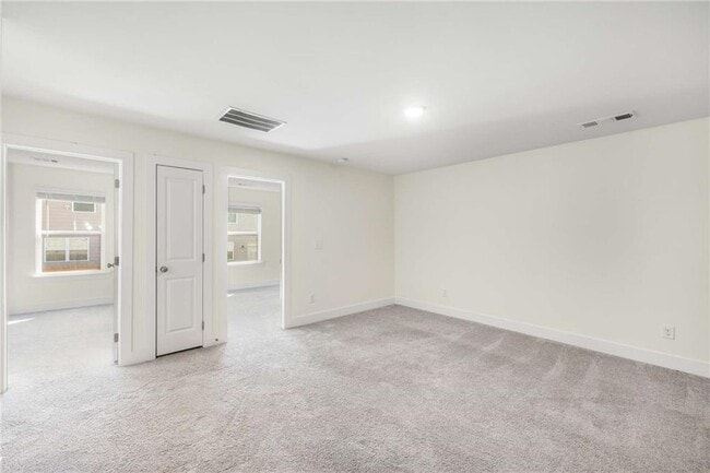 Building Photo - 7673 Squire Ct