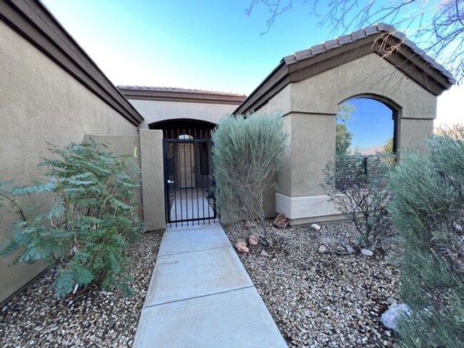 Building Photo - Laughlin Ranch 3 Bedroom