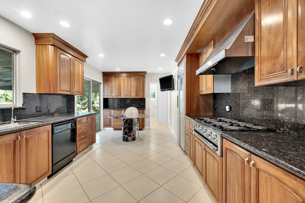 Building Photo - 4615 Arriba Dr
