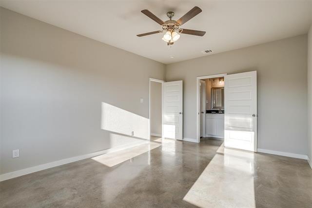 Building Photo - 609 Mesquite Dr