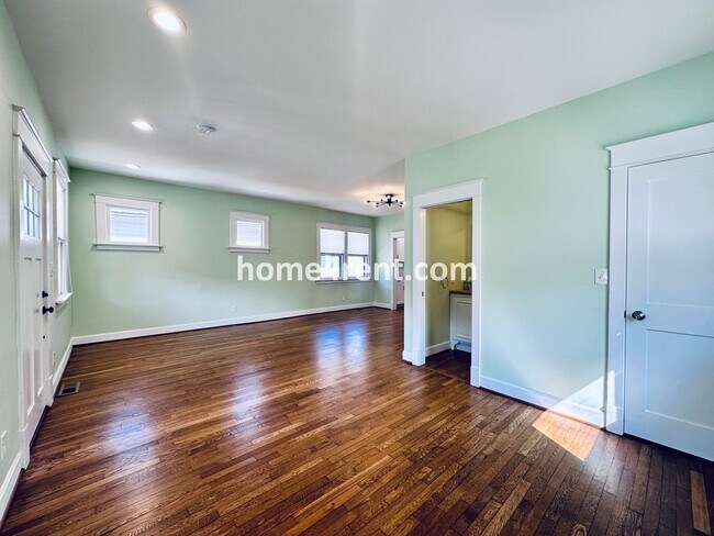 Building Photo - Charming Home Near Country Club Plaza w/ Gorgeous Updates, Wood Floors and a Two Car Garage!