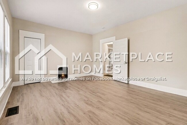 Building Photo - 1416 St Michael Ave