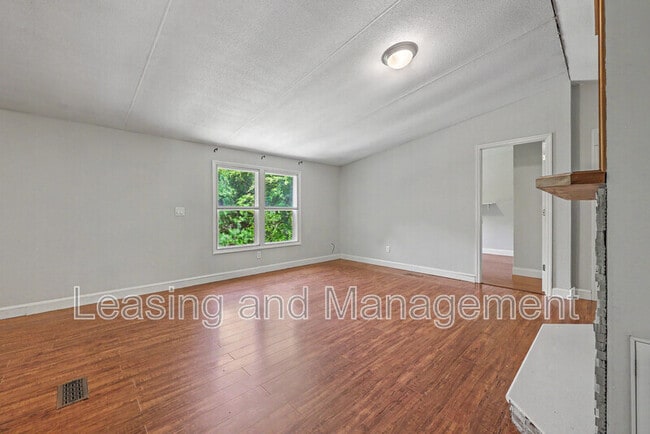 Building Photo - 3585 Riley Wright Rd
