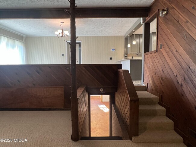 Building Photo - 1943 Northbrook Ave