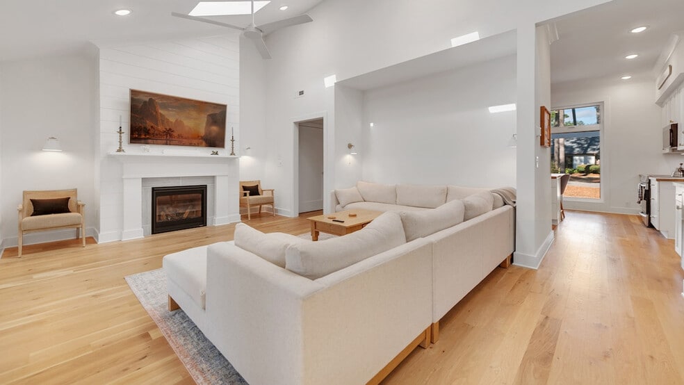 Building Photo - 176 Old Cedar Loop