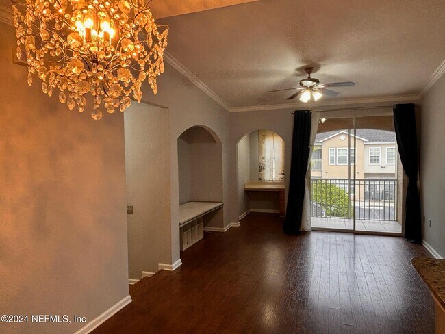 Building Photo - 10075 GATE N Pky