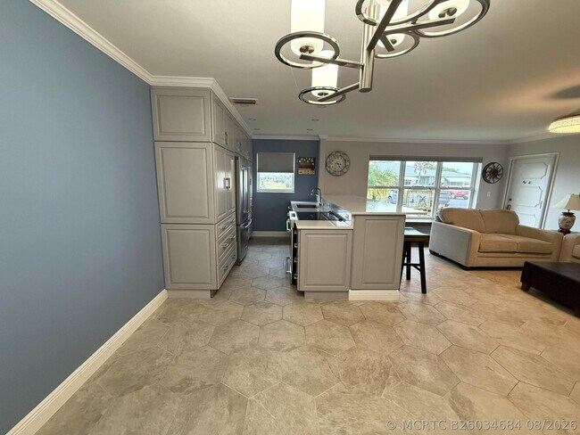 Building Photo - 916 Savannas Point Dr