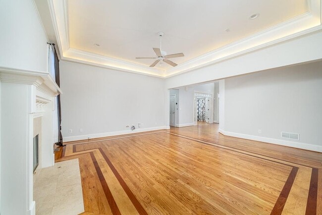 Building Photo - 9445 Stoney Ridge Ln