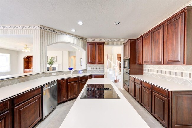 Building Photo - 19230 Canyon Bay Dr