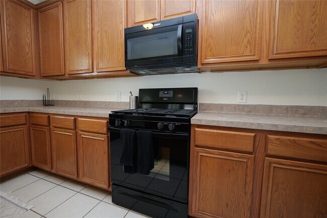 Building Photo - 1203 Lavender Shade Ct