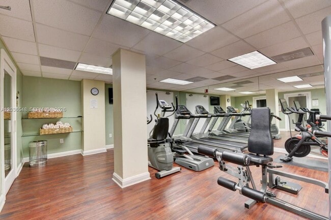 Building Photo - 2951 S Bayshore Dr