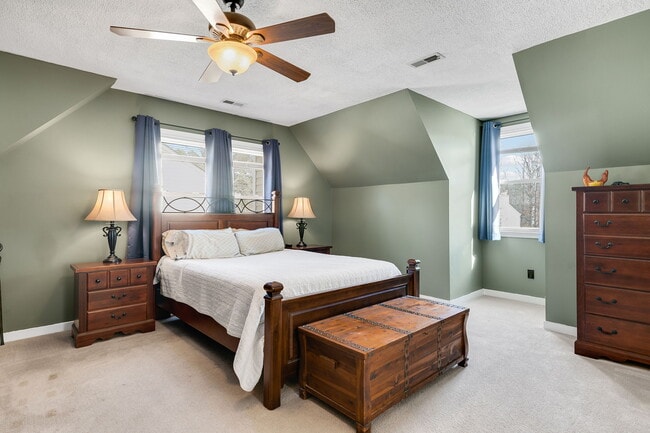 Building Photo - 2344 Horsley Dr