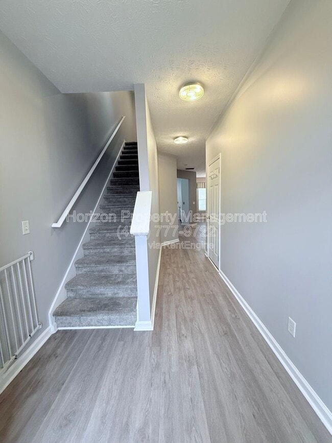 Building Photo - 6474 Portside Way