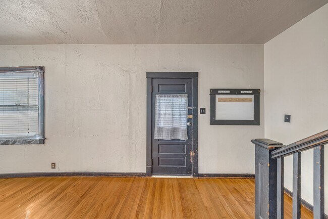 Building Photo - 746 Colorado Ave