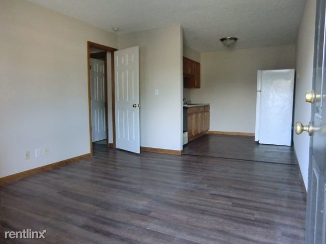 Building Photo - 1 br, 1 bath  - 301 Anthony Dr Apt C