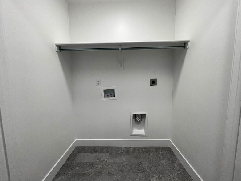 Building Photo - 4508 W Watchmen Wy
