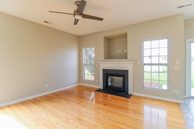 Building Photo - 1225 Hampton Park Dr