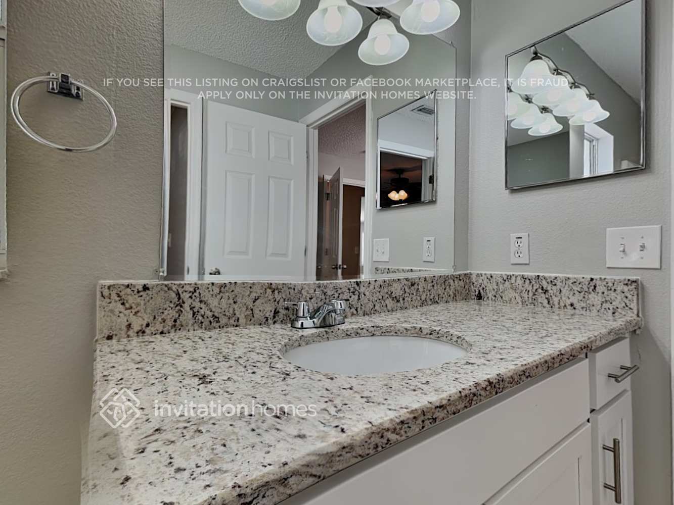 Building Photo - 1085 Kingfisher Way