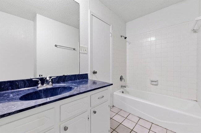 Building Photo - 5504 Abilene Trl