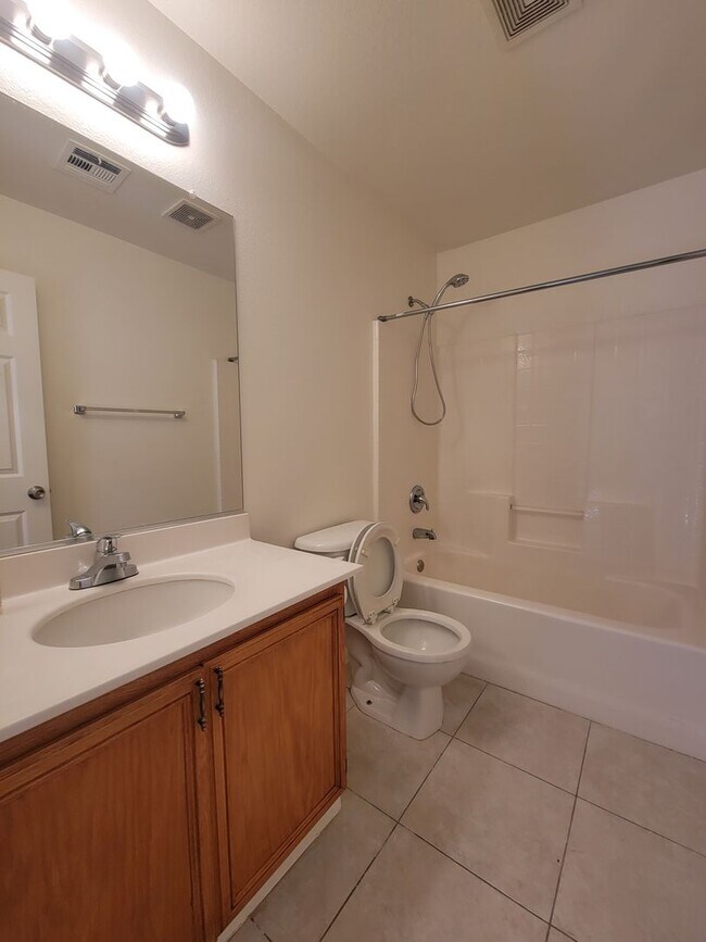 Building Photo - 7614 Hope Valley St