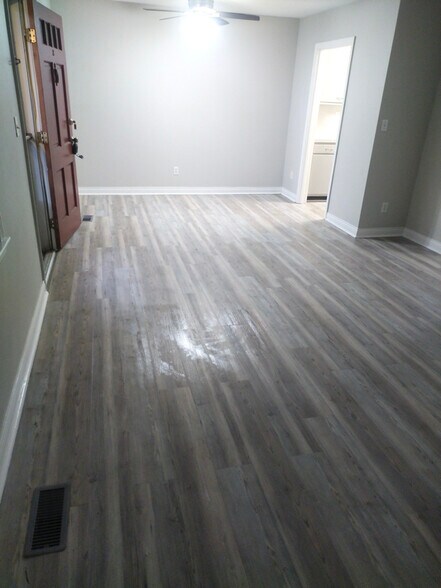 Building Photo - 2201 Alta Ave