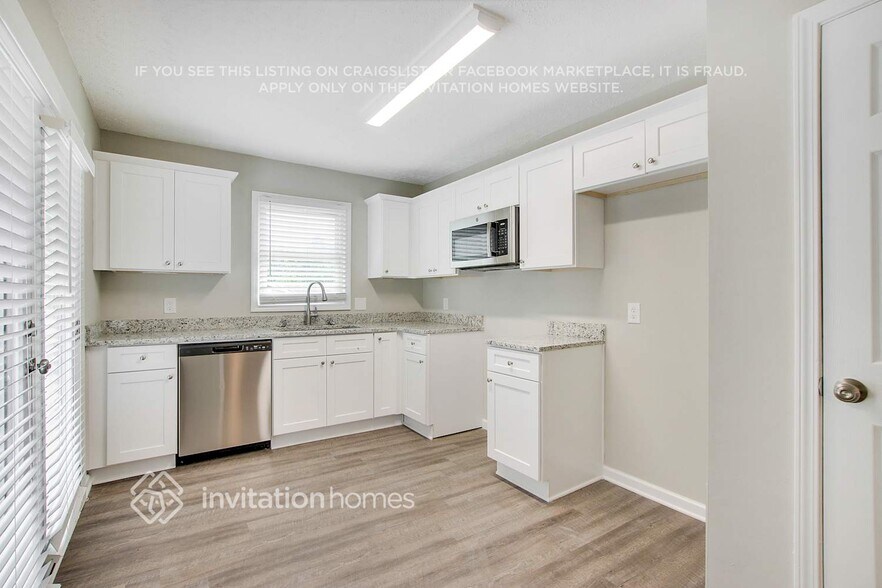Building Photo - 4450 Myrtle Hill Rd NE
