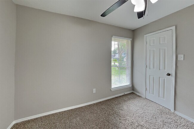 Building Photo - 9119 Newkay Ln