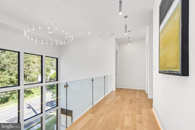 Building Photo - 3554 Military Rd