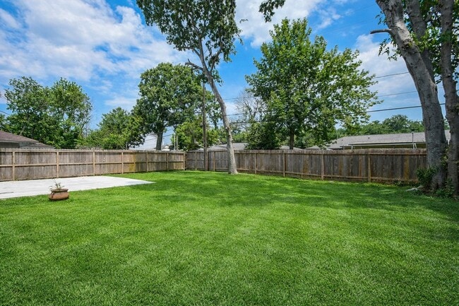 Building Photo - 5330 Windswept Ln