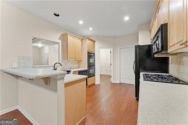 Building Photo - 4610 Planters Hill Dr